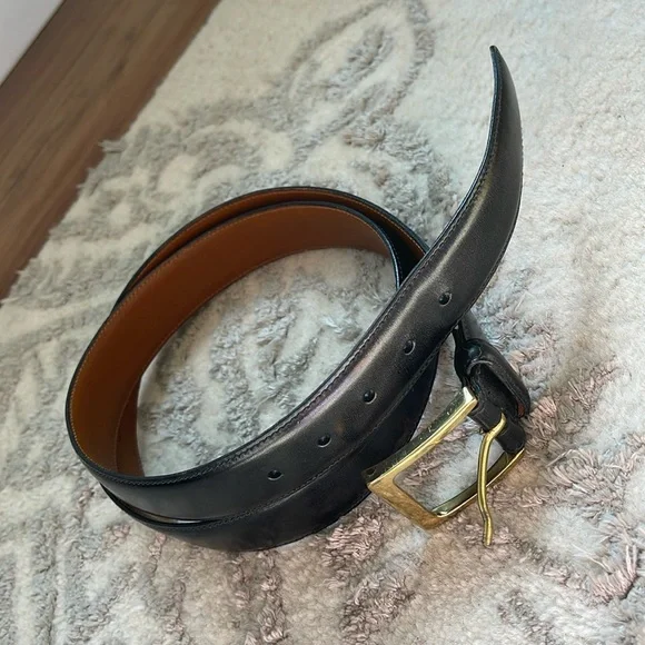 Saks Fifth Avenue | Accessories | Saks Fifth Avenue Black  display picture 3